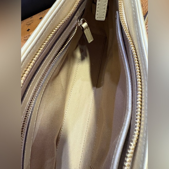 MCM Gold Shoulder Bag Monogram with Gold Hardware - Picture 5 of 7